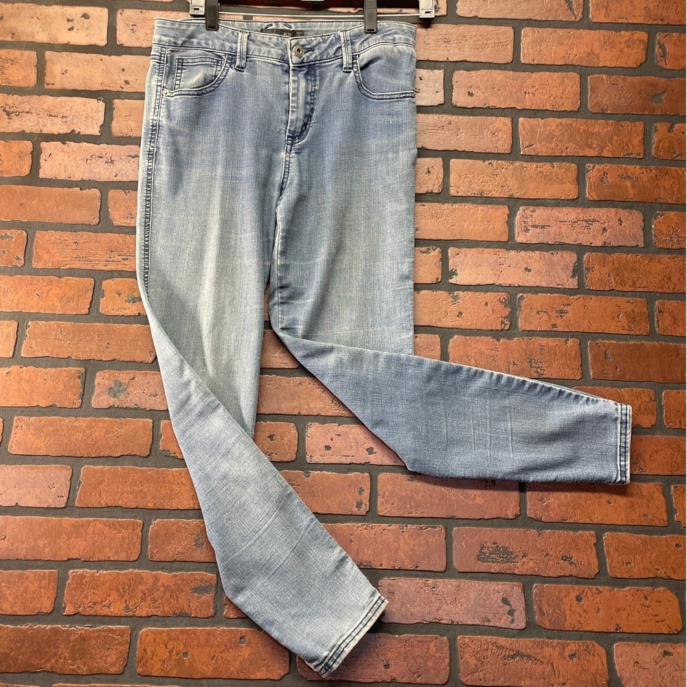 Prana Women's 8 Light‎ Wash Mid-Rise Slim Fit Denim Jeans Crossed Belt Loop